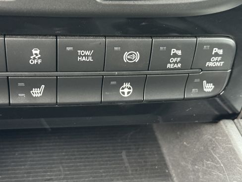 Used 2018 RAM 2500 Big Horn w/ Sport Appearance Group image 31