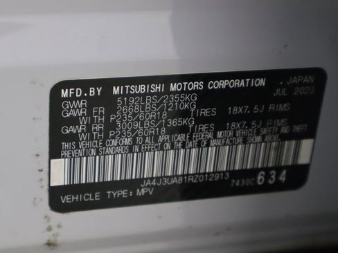 Used 2024 Mitsubishi Outlander ES image 39