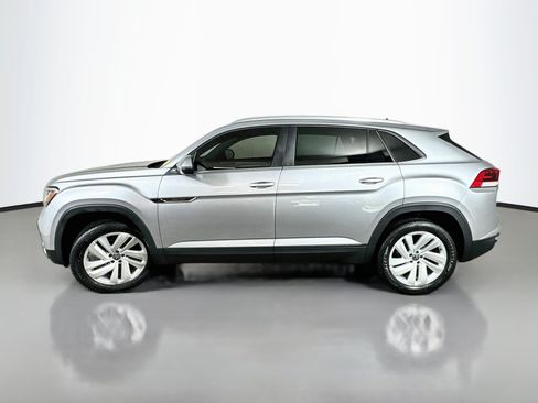 Used 2023 Volkswagen Atlas Cross Sport SE w/ Black Wheel Package AWD/4WD image 4