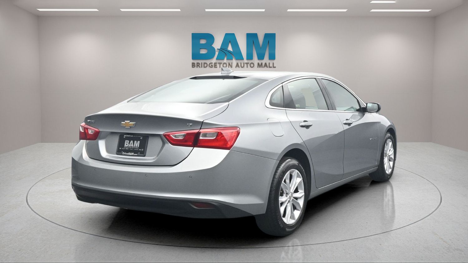 Used 2025 Chevrolet Malibu LT FWD image 6
