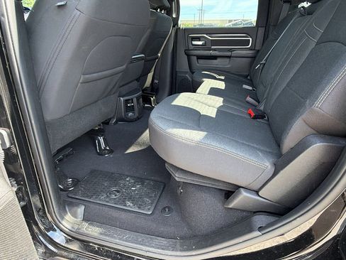 Used 2025 RAM 2500 Big Horn AWD/4WD image 25