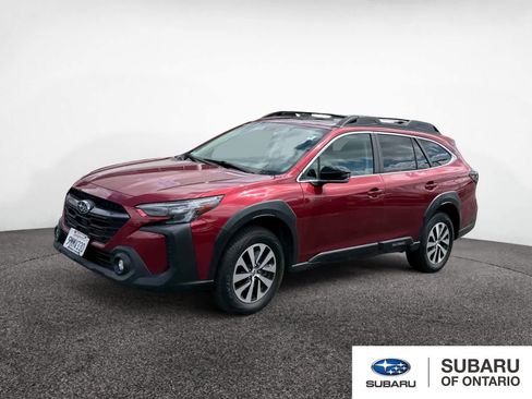 Used 2024 Subaru Outback Premium AWD/4WD image 1