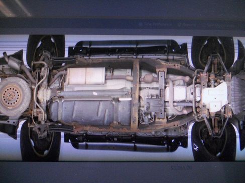 Used 2013 Chevrolet Suburban LT AWD/4WD image 9