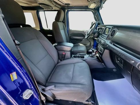 Used 2018 Jeep Wrangler Unlimited Sport S AWD/4WD image 30