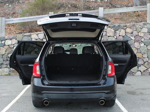 Used 2011 Ford Edge Limited image 10