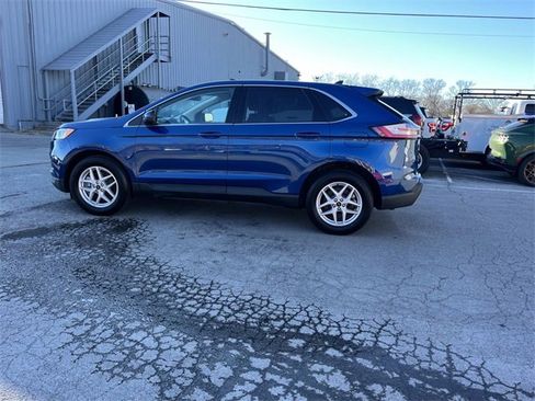 Used 2023 Ford Edge SEL image 6