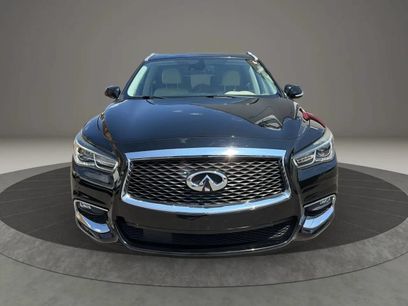 Used 2019 INFINITI QX60 Luxe w/ Essential Package