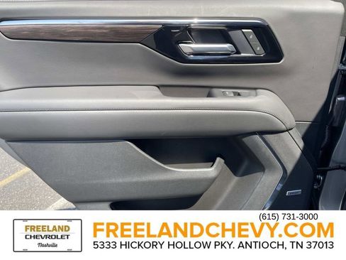 Used 2025 Chevrolet Tahoe Z71 w/ Comfort Package image 23