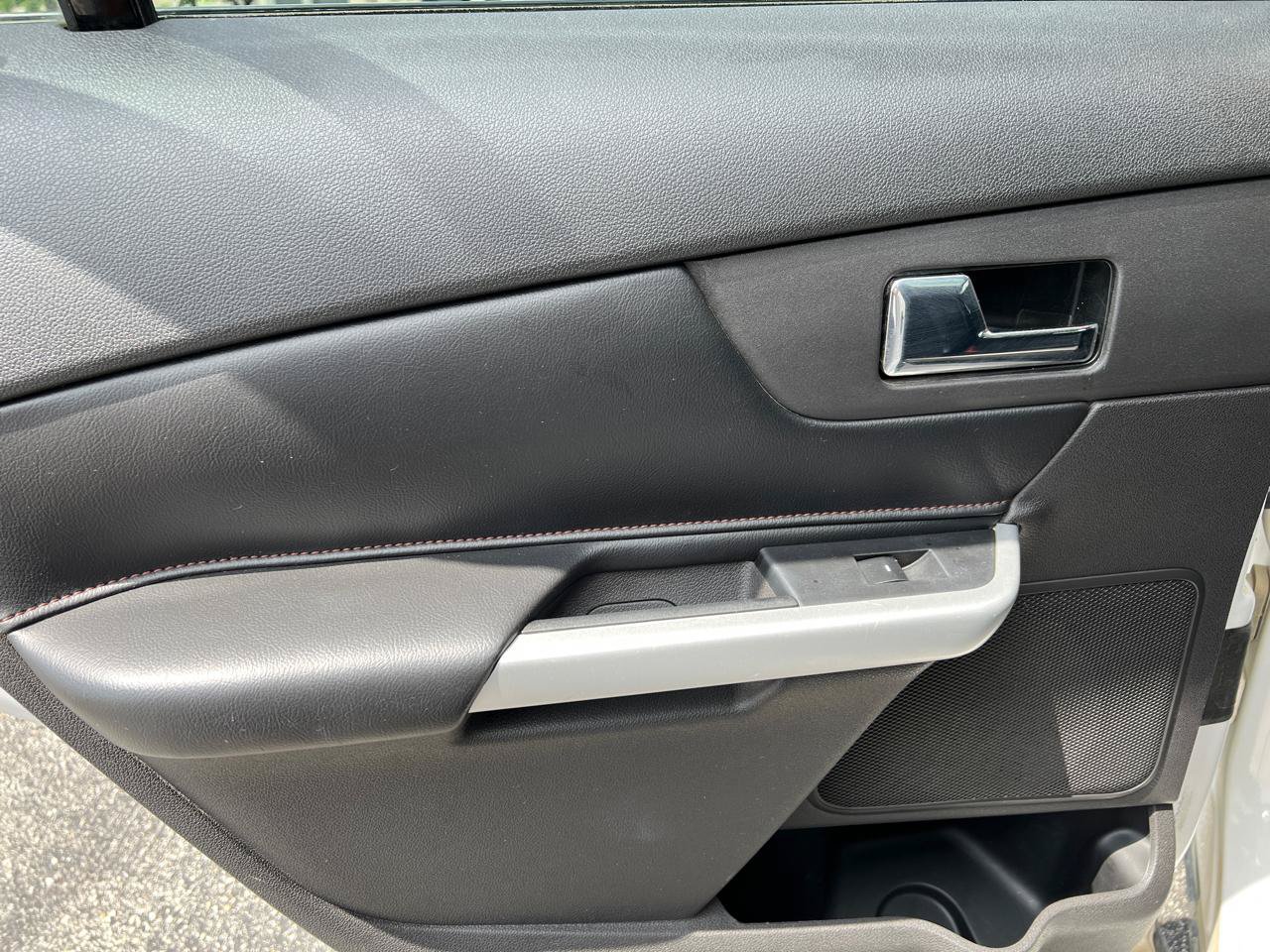Used 2012 Ford Edge SEL AWD/4WD image 24