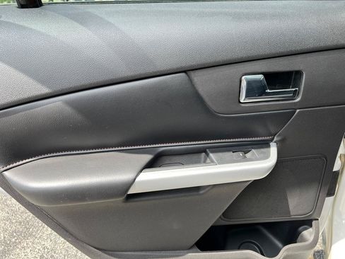 Used 2012 Ford Edge SEL AWD/4WD image 24