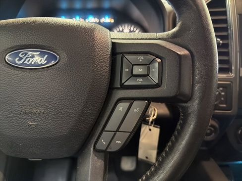 Used 2019 Ford F150 XLT w/ Equipment Group 302A Luxury AWD/4WD image 17