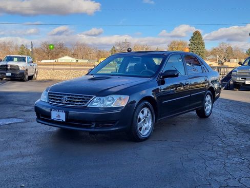 Used 2003 Toyota Avalon XL image 1