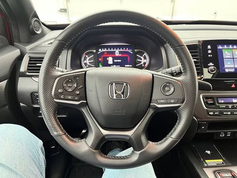Used 2025 Honda Passport EX-L image 23