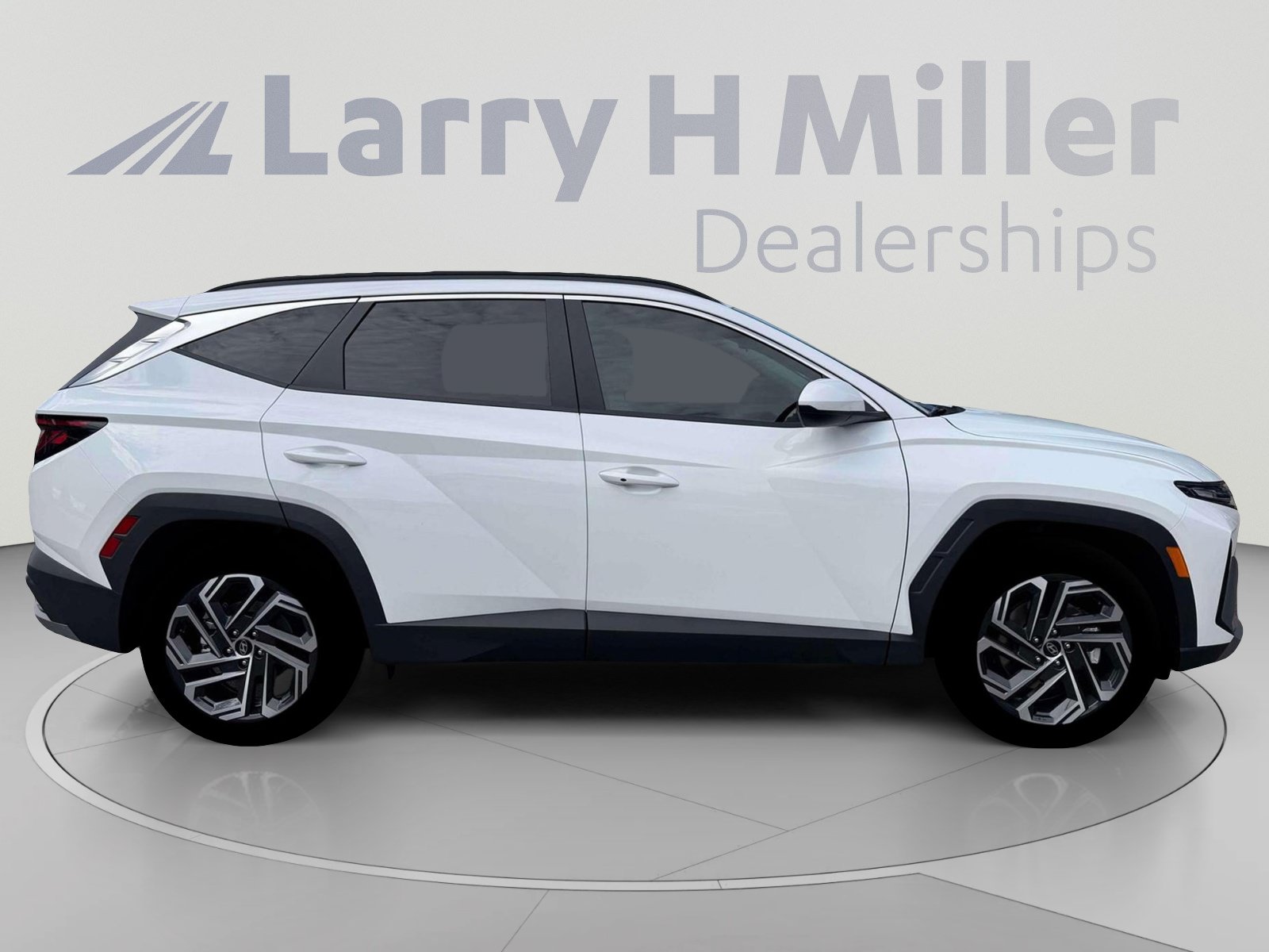 New 2026 Hyundai Tucson SEL Plus FWD image 9