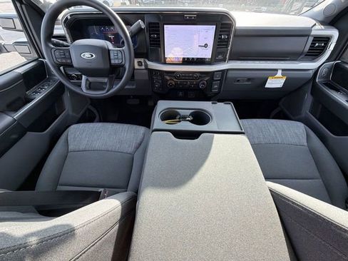 New 2026 Ford F250 XLT w/ XLT Premium Package AWD/4WD image 24