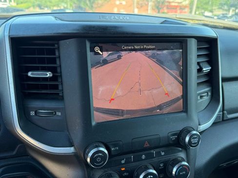 Used 2019 RAM 1500 Big Horn AWD/4WD image 22