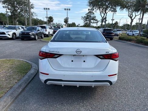 Used 2024 Nissan Sentra SV FWD image 4