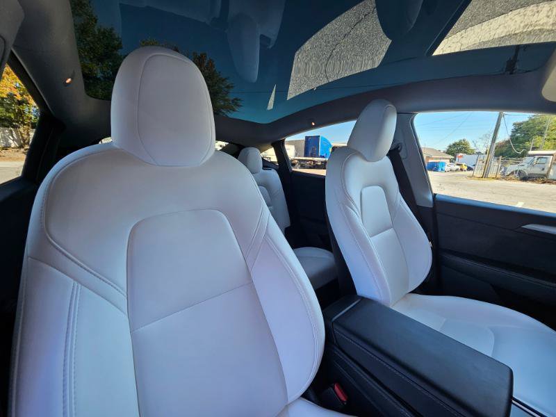 Used 2023 Tesla Model Y Long Range AWD/4WD image 59