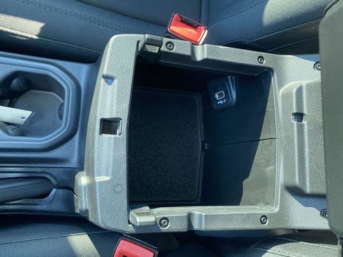 Used 2020 Jeep Gladiator Sport w/ Quick Order Package 24S image 21