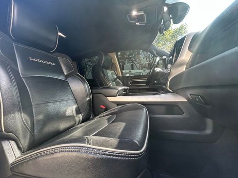 Used 2021 RAM 3500 Laramie image 39