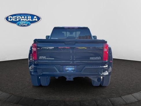 Used 2024 Chevrolet Silverado 3500 High Country w/ High Country Premium Package image 5