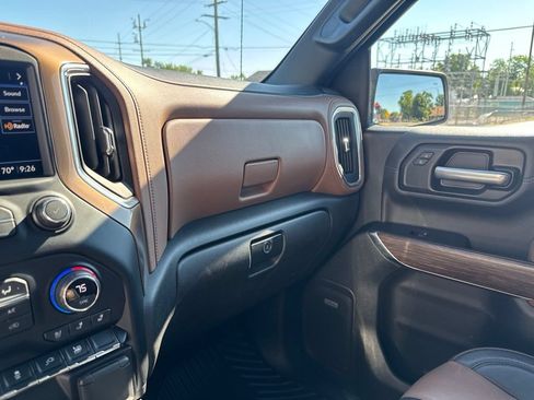 Used 2021 Chevrolet Silverado 1500 High Country AWD/4WD image 41