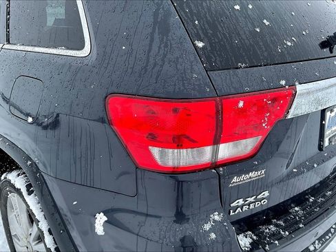 Used 2013 Jeep Grand Cherokee Laredo AWD/4WD image 27