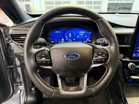 Used 2022 Ford Explorer ST w/ Equipment Group 401A image 14