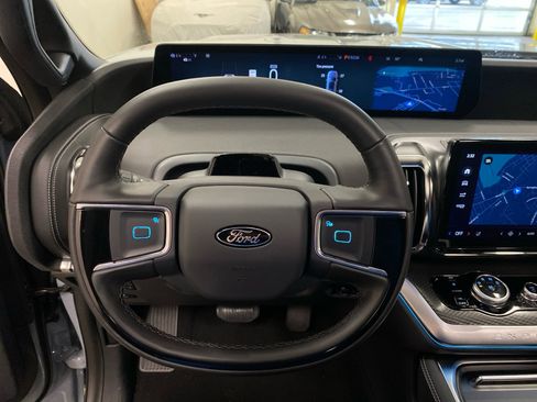 New 2025 Ford Expedition Max Platinum w/ Stealth Performance Package image 45