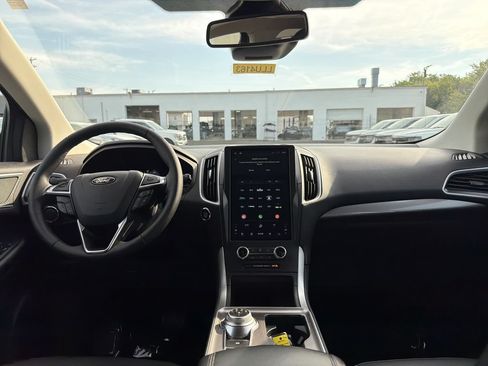 Used 2024 Ford Edge SEL w/ Convenience Package AWD/4WD image 18