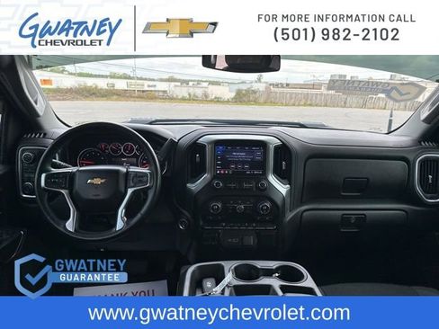 Used 2022 Chevrolet Silverado 2500 LT w/ Convenience Package image 24
