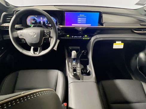New 2026 Toyota Crown Signia AWD/4WD image 30