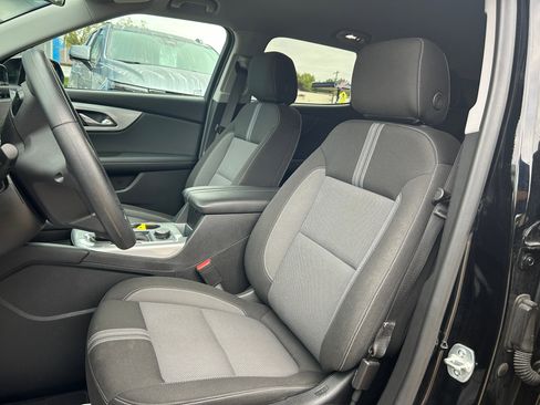 Used 2025 Chevrolet Blazer LT image 15