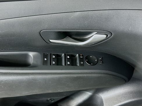 Used 2025 Hyundai Tucson SEL FWD image 15