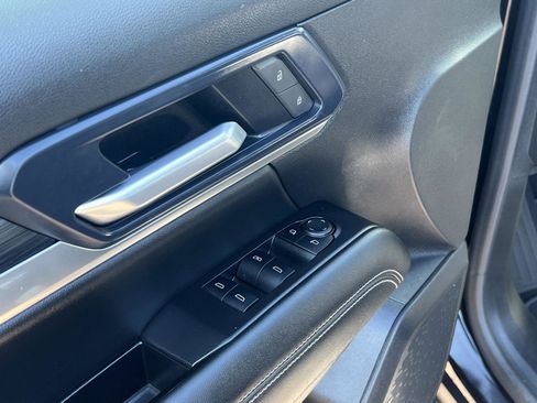 Used 2025 GMC Terrain Elevation image 21