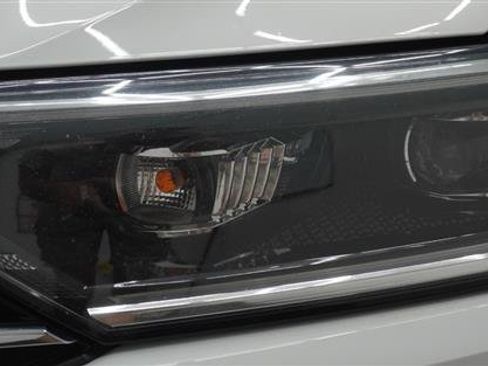 Used 2020 Volkswagen Jetta SEL Premium FWD image 32
