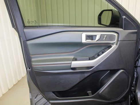 Used 2022 Ford Explorer Timberline image 7