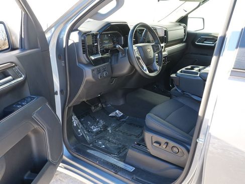 Used 2023 Chevrolet Silverado 1500 LT w/ Convenience Package II image 14