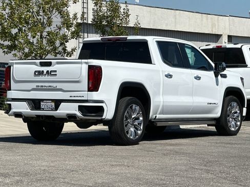 Used 2022 GMC Sierra 1500 Denali w/ Denali Reserve Package AWD/4WD image 3