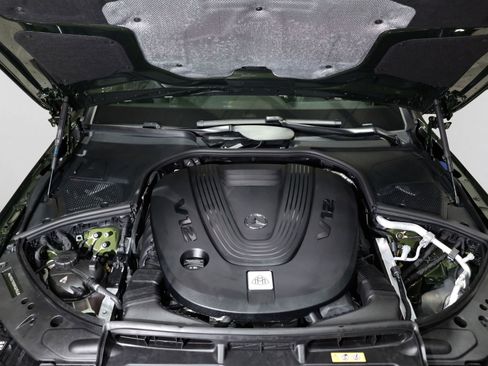Used 2024 Mercedes-Benz Maybach S 680 4MATIC image 28