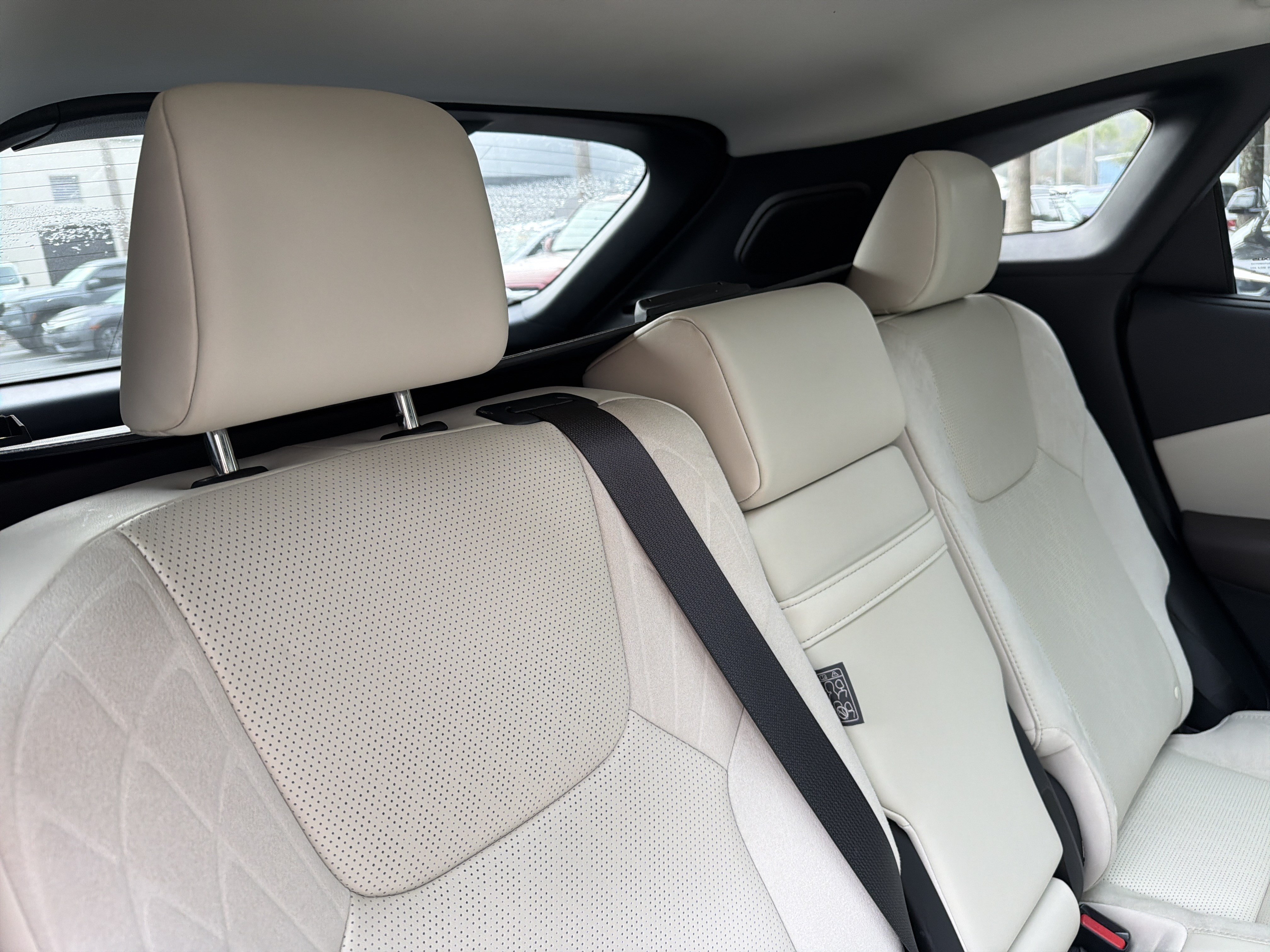 Used 2024 Lexus RX 350 w/ Convenience Package AWD/4WD image 38