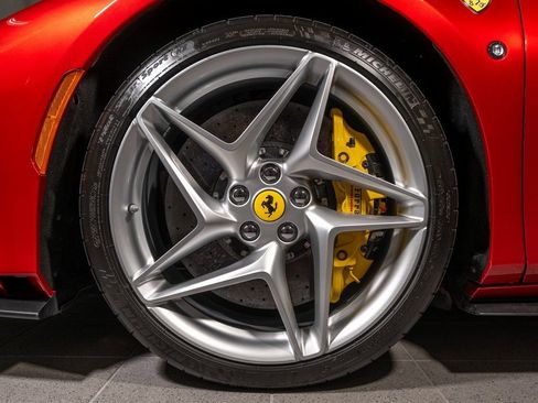 Certified 2022 Ferrari F8 Tributo image 30