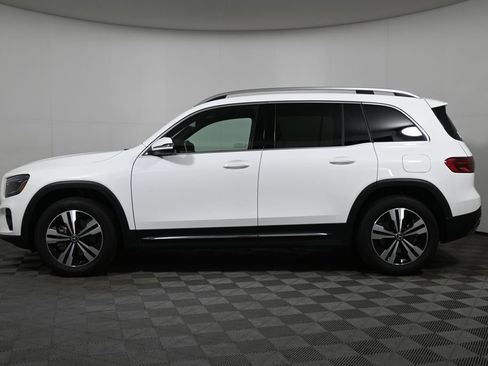 Certified 2025 Mercedes-Benz GLB 250 4MATIC image 2