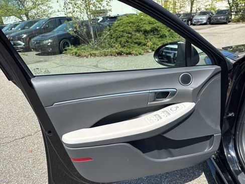 Used 2023 Hyundai Sonata SEL w/ Preferred Accessory Package FWD image 29