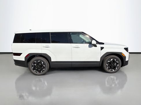 New 2026 Hyundai Santa Fe SE image 2