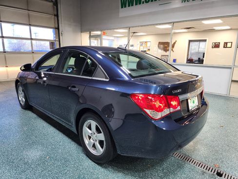 Used 2016 Chevrolet Cruze LT image 9