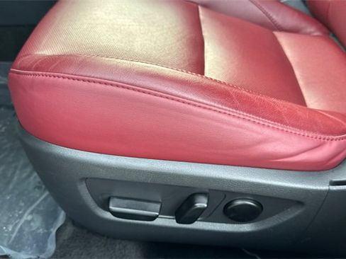 Used 2024 MAZDA CX-30 AWD 2.5 S w/ Preferred Package image 13