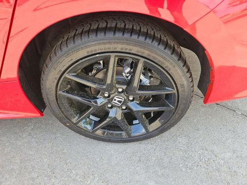 Used 2025 Honda Civic Sport image 25