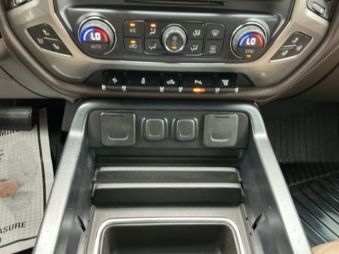 Used 2015 Chevrolet Silverado 2500 LTZ w/ Duramax Plus Package AWD/4WD image 18