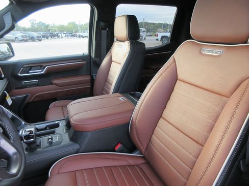 New 2026 GMC Sierra 1500 Denali Ultimate image 16